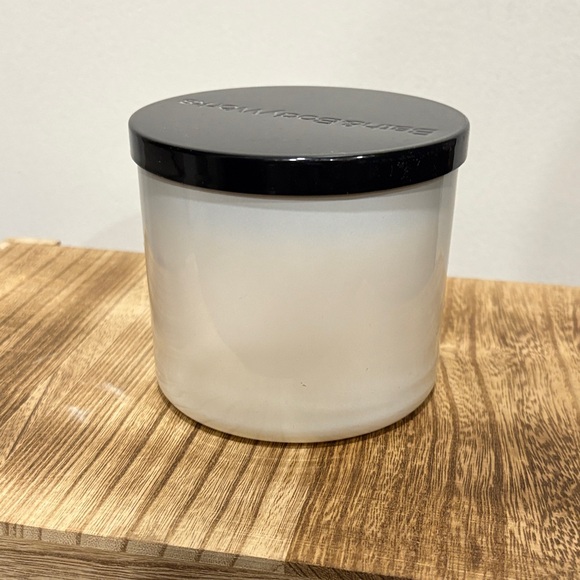 Bath & Body Works Pumpkin Dulce de Leche 3-wick Candle - NEVER USED - Picture 4 of 5